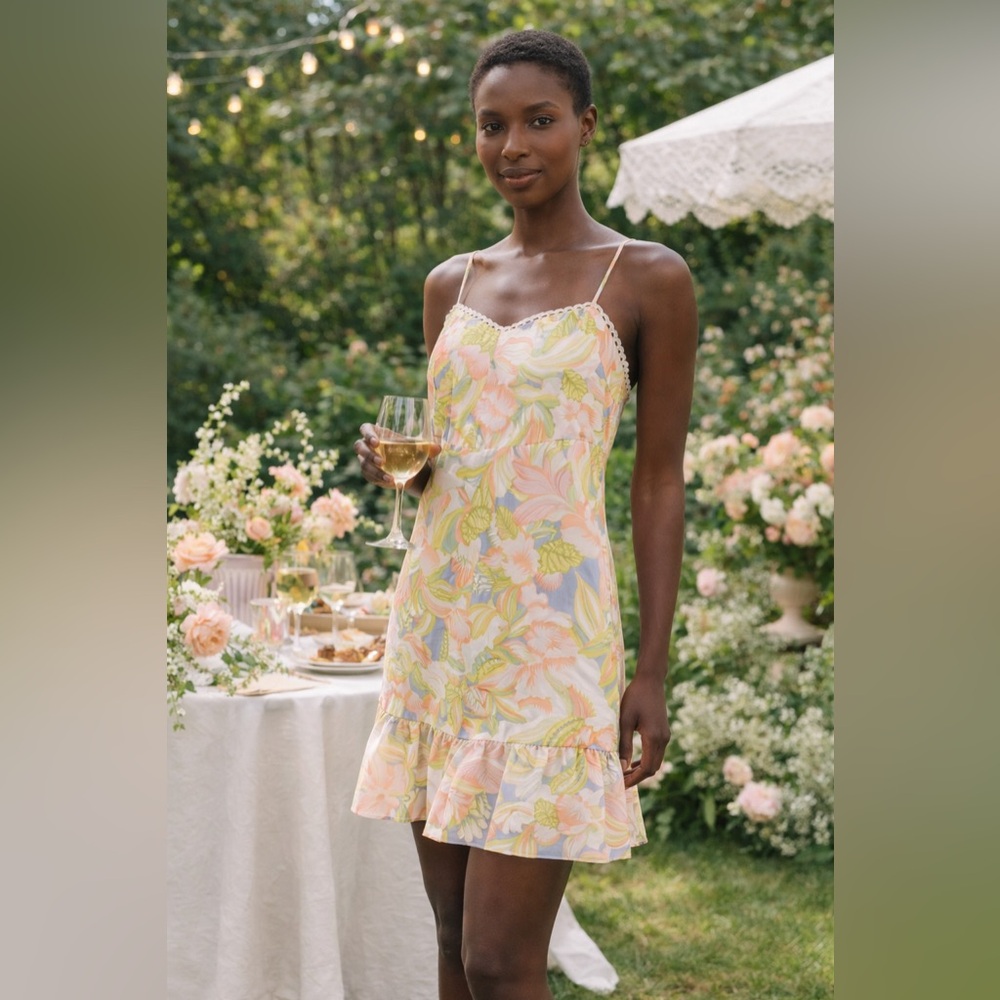 NWT AQUA Floral Mini Dress Picot Trim Pastel Print Bloomingdale’s Size Small